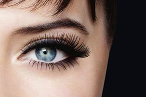 Как правильно использовать средство для ресниц