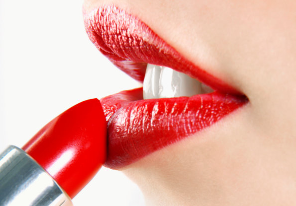 Новая уникальная помада увеличивающая губы