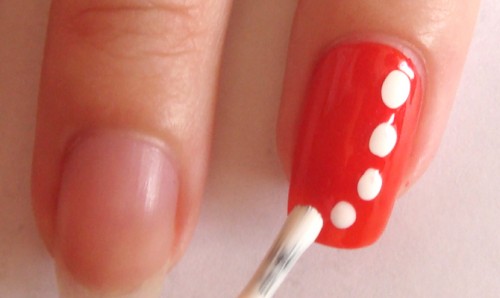 ожерелье рисунок на ногтях