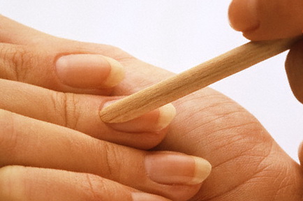 необрезное удаление кутикулы