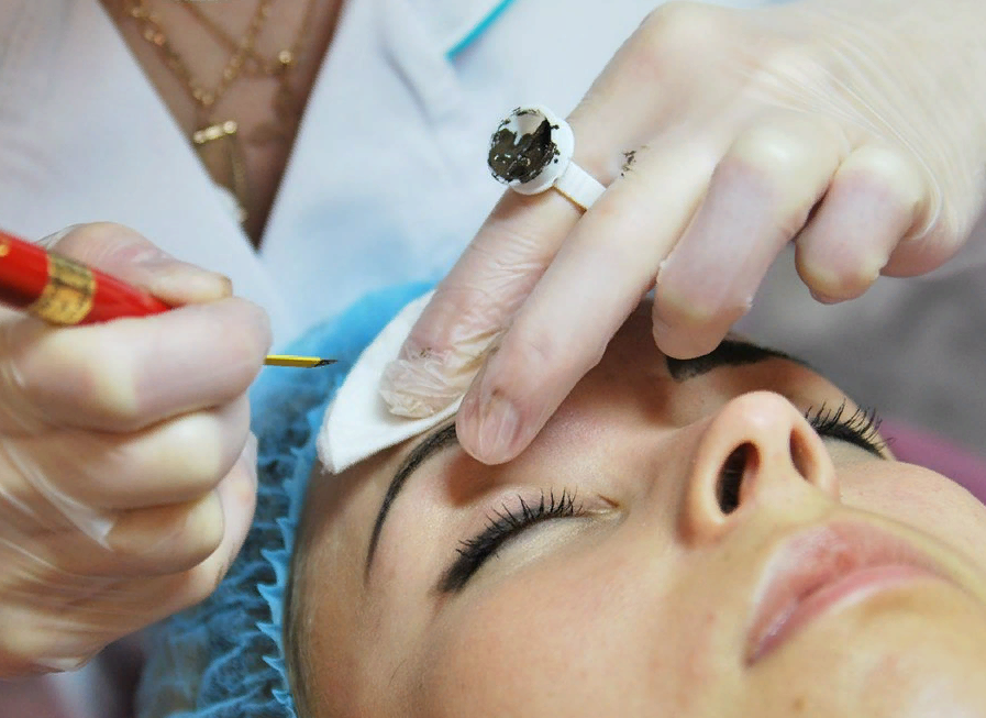 цены на микроблейдинг бровей фото