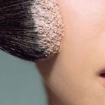 Необычный маникюр с помощью акриловых красок