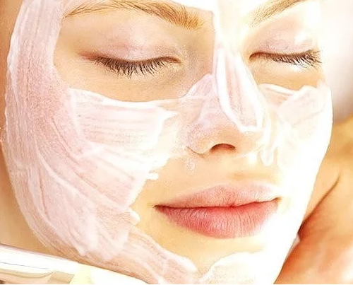 Выбираем отбеливающую маску для лица с максимальным эффектом отбеливающая маска для лица в домашних условиях фото