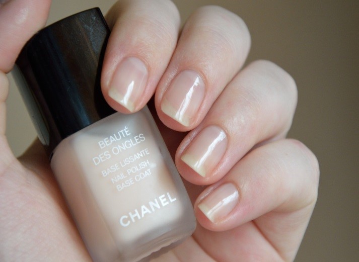 Что может сказать о вас ваш маникюр?