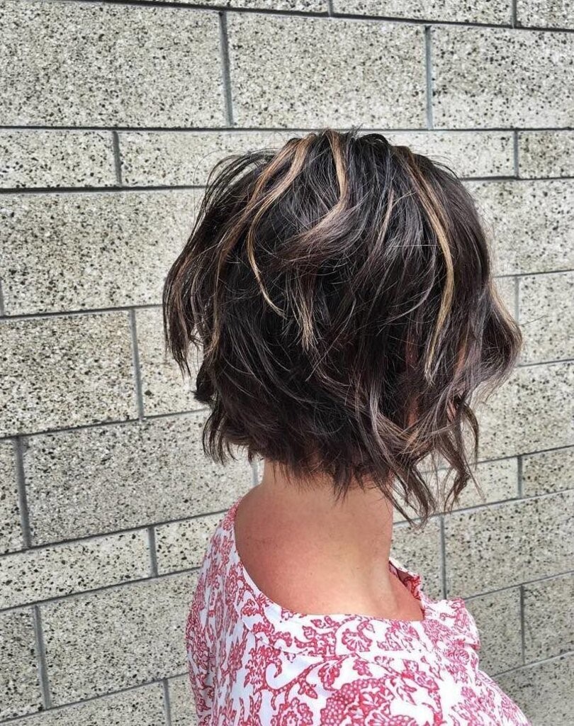 Модные стрижки второй половины 2019 года Каскадный боб