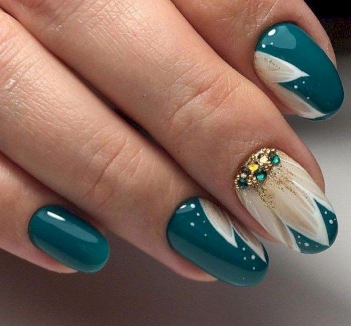 Преимущества использования гель лака PNB