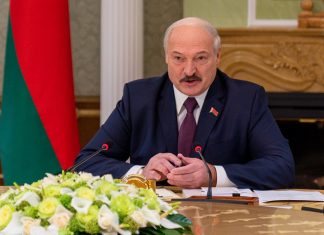 Александр Лукашенко заявил о «коронавирусном психозе», который остановил мировую экономику