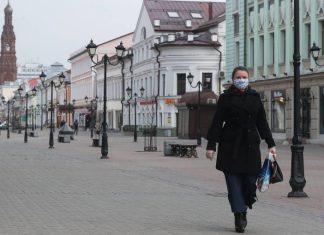 Две трети регионов России ввели дополнительные ограничительные меры из-за коронавируса