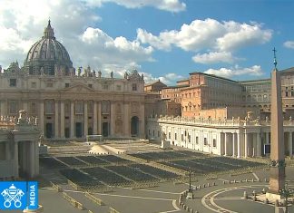 Из-за коронавируса пасхальные службы в Ватикане пройдут без верующих