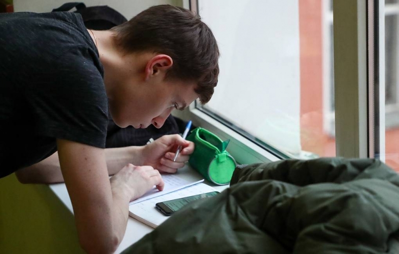 Минобрнауки рекомендовало вузам перейти на дистанционное обучение с 16 марта