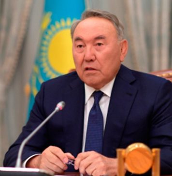 Назарбаев призвал сограждан «внести посильный вклад» в финансирование мер против коронавируса