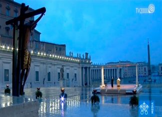 Папа Римский помолился о завершении эпидемии и отпустил грехи всем присоединившимся к молитве