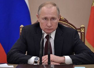 Путин подписал закон о праве кабмина замораживать цены на лекарства в случае эпидемии