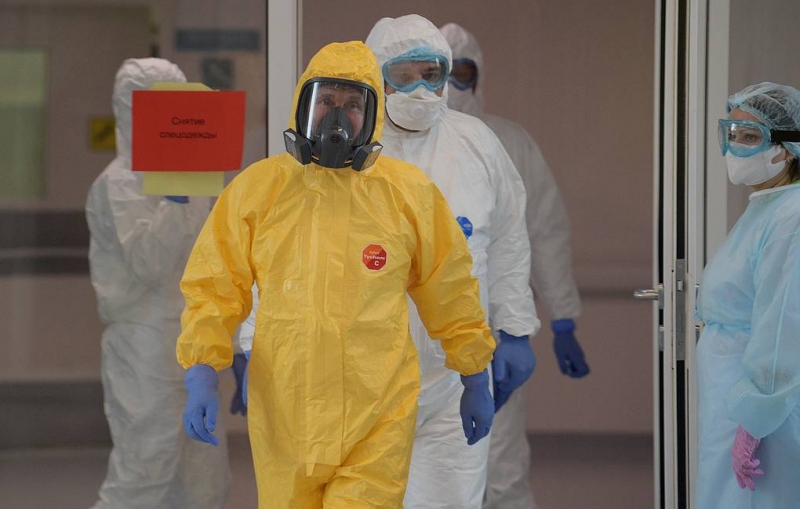 Путин заявил, что работа в медцентре в Коммунарке налажена "как часики"

