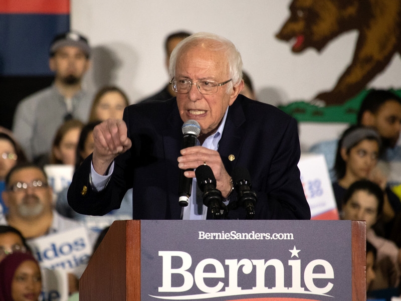 Сандерс оценит шансы своей предвыборной кампании после нового проигрыша Байдену на праймериз