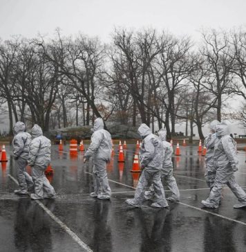 США вышли на первое место в мире по числу случаев заражения коронавирусом