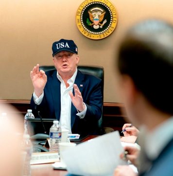 Тест Трампа на коронавирус дал отрицательный результат