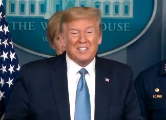 Трамп надеется, что вспышка коронавируса в США закончится до конца лета