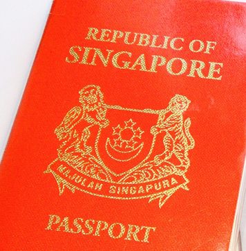 У гражданина Сингапура за нарушение карантина аннулировали паспорт