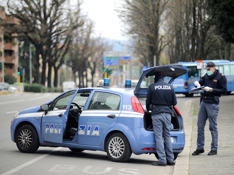 В Италии за сутки от коронавируса умерли 683 человека