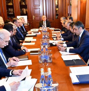 Власти Азербайджана объявили следующую неделю нерабочей