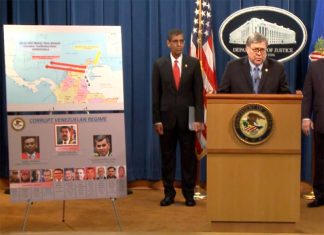 Власти США предъявили Мадуро обвинения в причастности к наркотерроризму