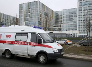 Число заразившихся коронавирусом в России за сутки возросло на 5 966. Умерли 66 пациентов