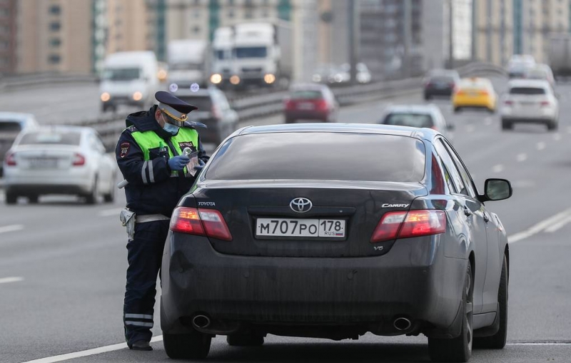 Действие рабочих пропусков в Москве продлили до 4 мая