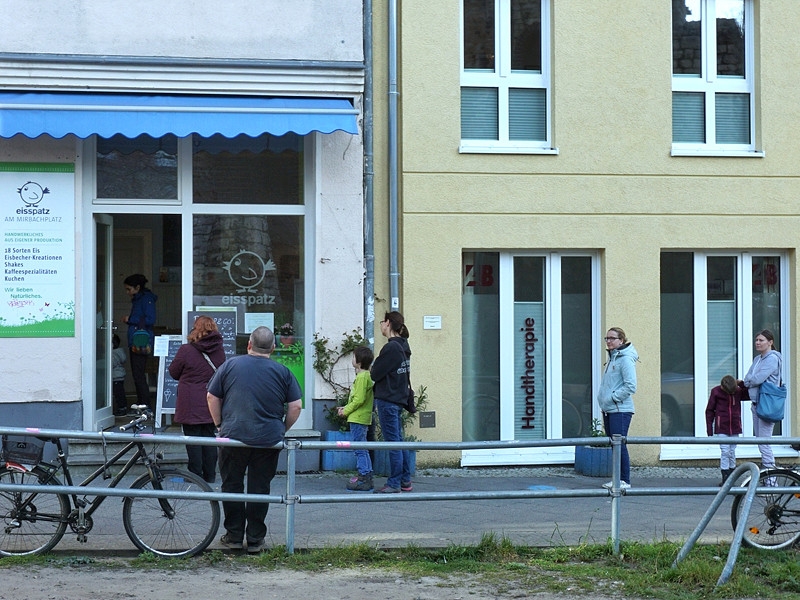 Германия признана лидером в Европе в борьбе с COVID-19: почему у них так мало смертей и что такое "Гангельтское чудо"