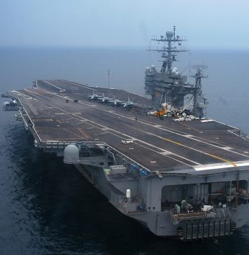 Коронавирус диагностировали у 840 членов экипажа авианосца «Теодор Рузвельт»