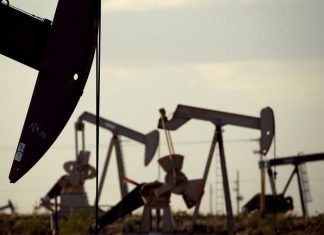 Мексика достигла соглашения с ОПЕК+ и США о сокращении добычи