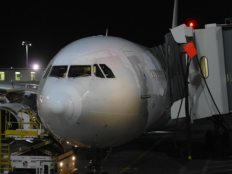 На российский вывозной рейс из Нью-Йорка пустили только тех, у кого есть прописка в столичном регионе