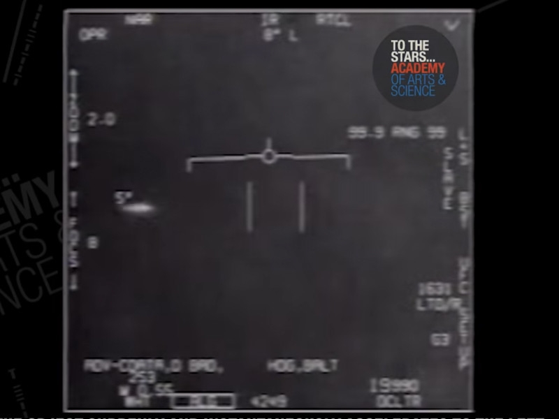 Пентагон официально признал подлинными три известных видео с НЛО, назвав их "неопознанными воздушными явлениями" (ВИДЕО)