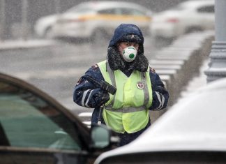 Полиция будет останавливать москвичей на автомобилях и уточнять цель поездки