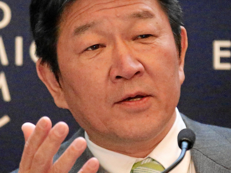 Премьер-министр Японии отказался приезжать в Москву на 75-летие Победы, если торжества перенесут на 3 сентября