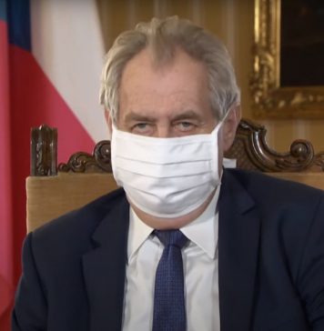 Президент Чехии предложил открыть границы страны не раньше чем через год