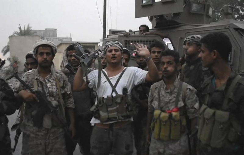 Reuters: йеменские сепаратисты объявили о режиме самоуправления на юге страны

