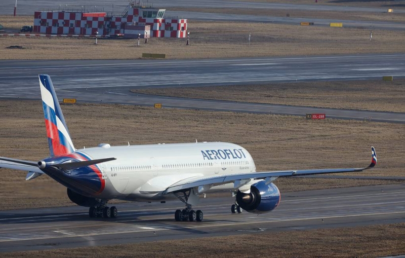 Россия прекращает массовые рейсы для возвращения граждан домой