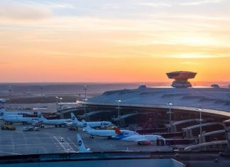 Россия с 4 апреля остановит вывозные международные рейсы