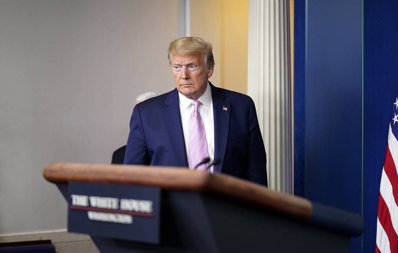 Трамп сообщил о готовности передать России аппараты ИВЛ для борьбы с коронавирусом

