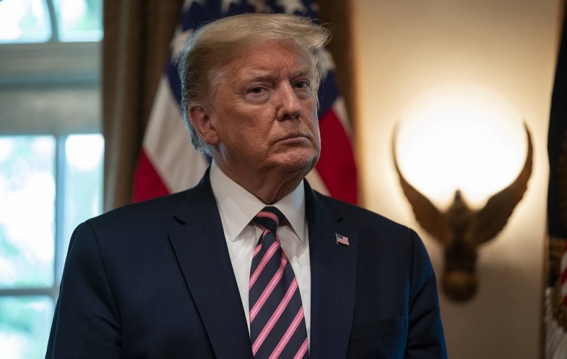 Трамп заявил, что не видит смысла в регулярных брифингах по коронавирусу