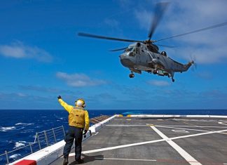 В Ионическом море пропал вертолет, участвовавший в учениях НАТО