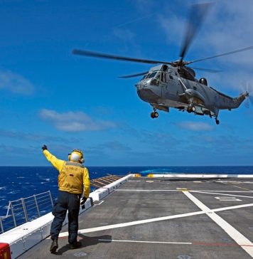 В Ионическом море пропал вертолет, участвовавший в учениях НАТО