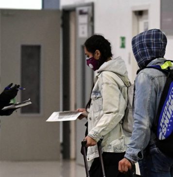 Авиакомпании ужесточат проверку пассажиров вывозных рейсов