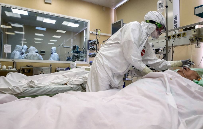 Число подтвержденных случаев заражения коронавирусом в России превысило 400 тыс.

