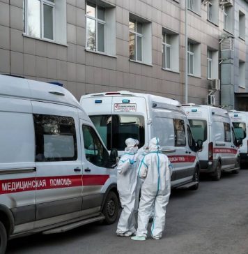 Число заразившихся коронавирусом в России за сутки возросло на 7 933