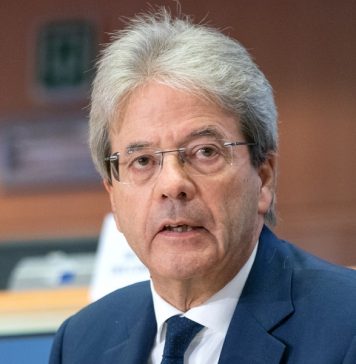 ЕС вступил в глубочайшую рецессию в своей истории, сказали в Еврокомиссии