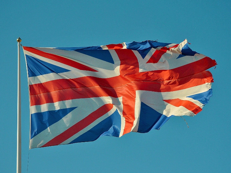 FT назвала Великобританию лидером по смертности от коронавируса в Европе