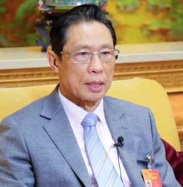 Известный китайский эпидемиолог рассказал о молчании властей Уханя о вспышке коронавируса