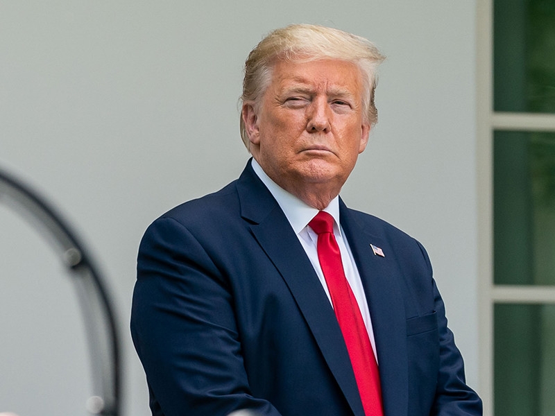 Конгресс США отложил обсуждение законопроекта о слежке за террористами и шпионами после угроз вето от Трампа